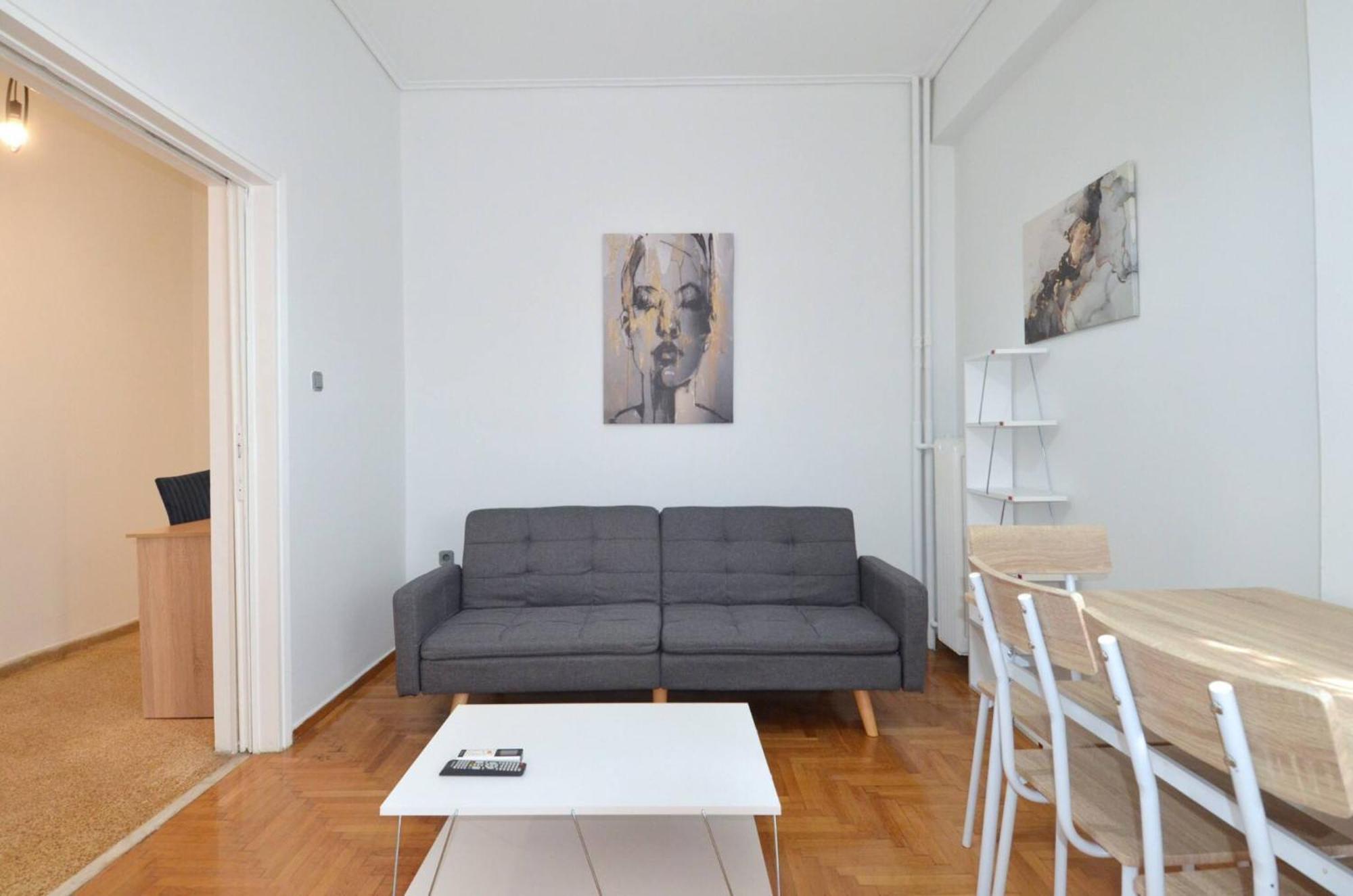 A Cozy Minimal Apartment At Koukaki, Dimitrako... Athens Luaran gambar